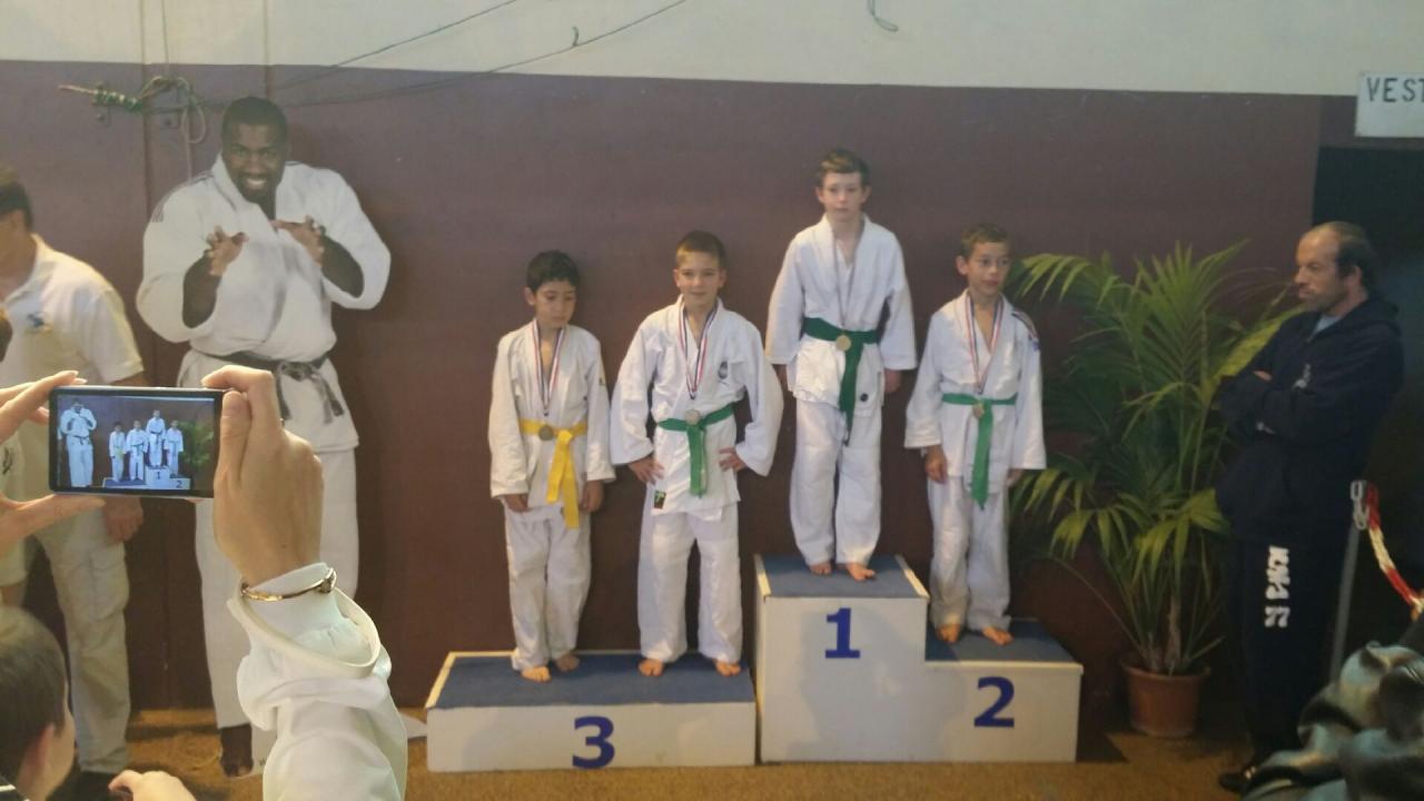 podium theo Delarre 1er